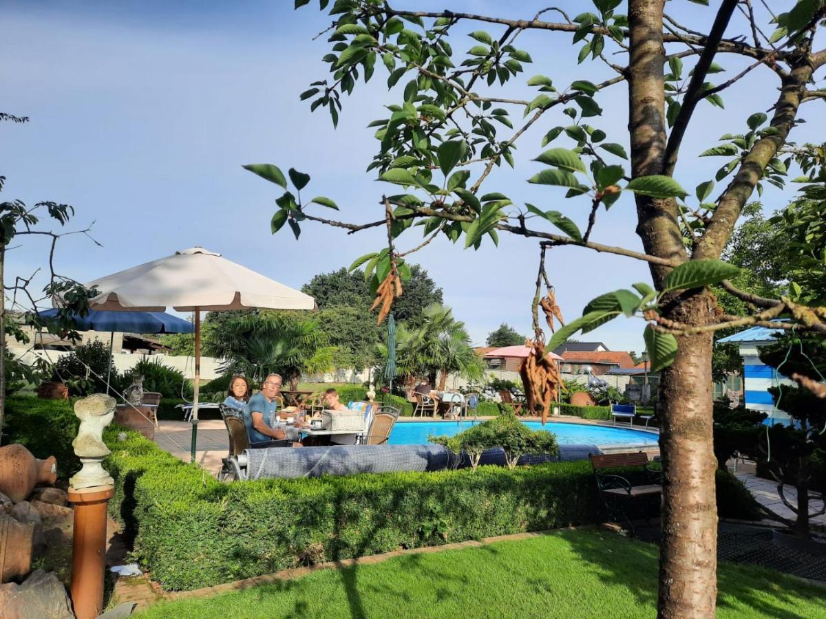 Zonhoven B&B Casa Roman & Vakantiewoning Voor 1 Pers Tot Max 32 Personen المظهر الخارجي الصورة
