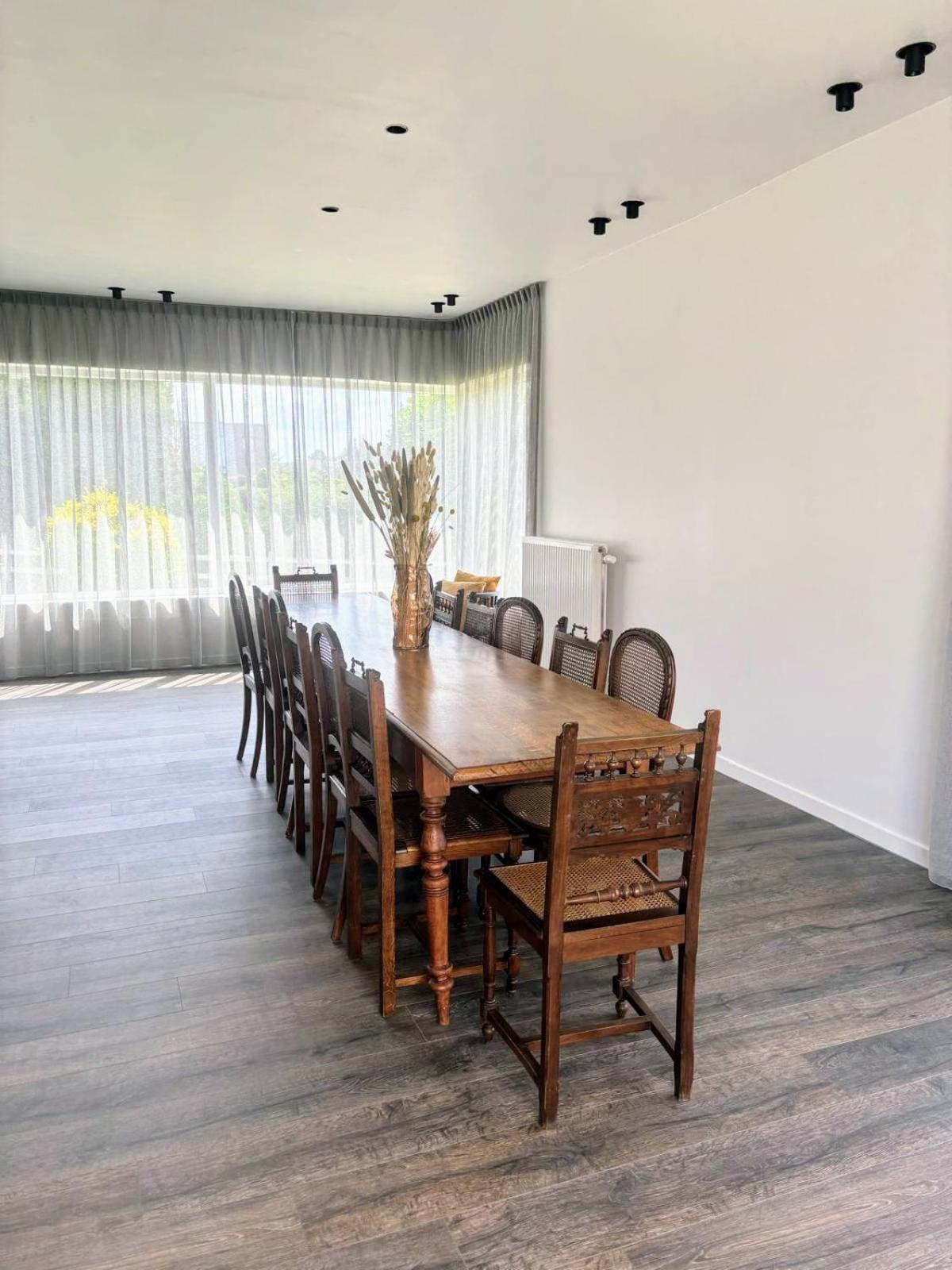 Zonhoven B&B Casa Roman & Vakantiewoning Voor 1 Pers Tot Max 32 Personen المظهر الخارجي الصورة