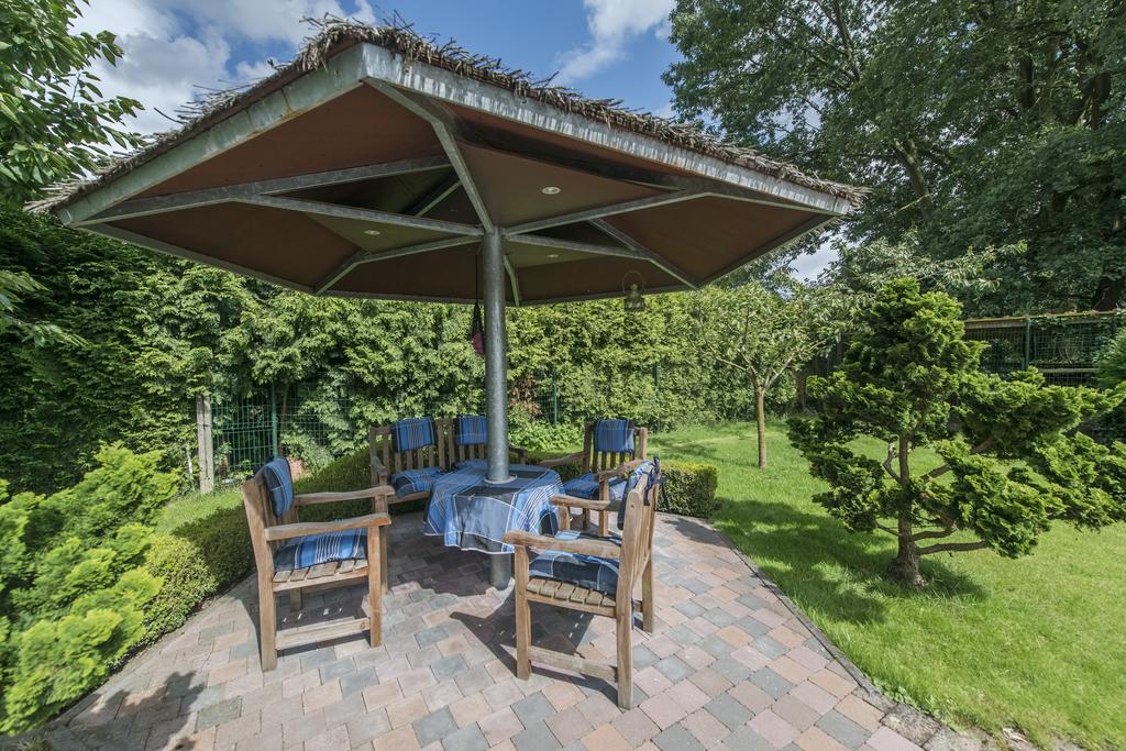Zonhoven B&B Casa Roman & Vakantiewoning Voor 1 Pers Tot Max 32 Personen المظهر الخارجي الصورة